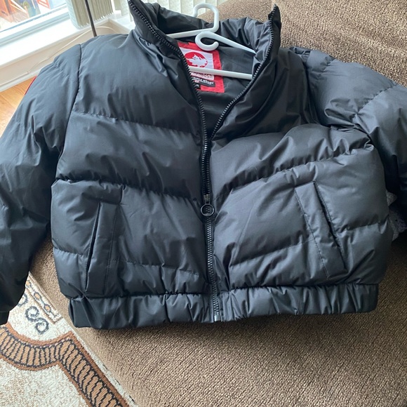 Three black jackets - Picture 8 of 8